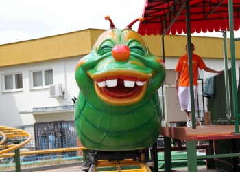 Atrakce zábavního parku Merlin´s Kinderwelt  - Caterpillar