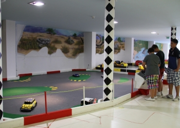 Atrakce zábavního parku Merlin´s Kinderwelt  - Autíčka na dálkové ovládání